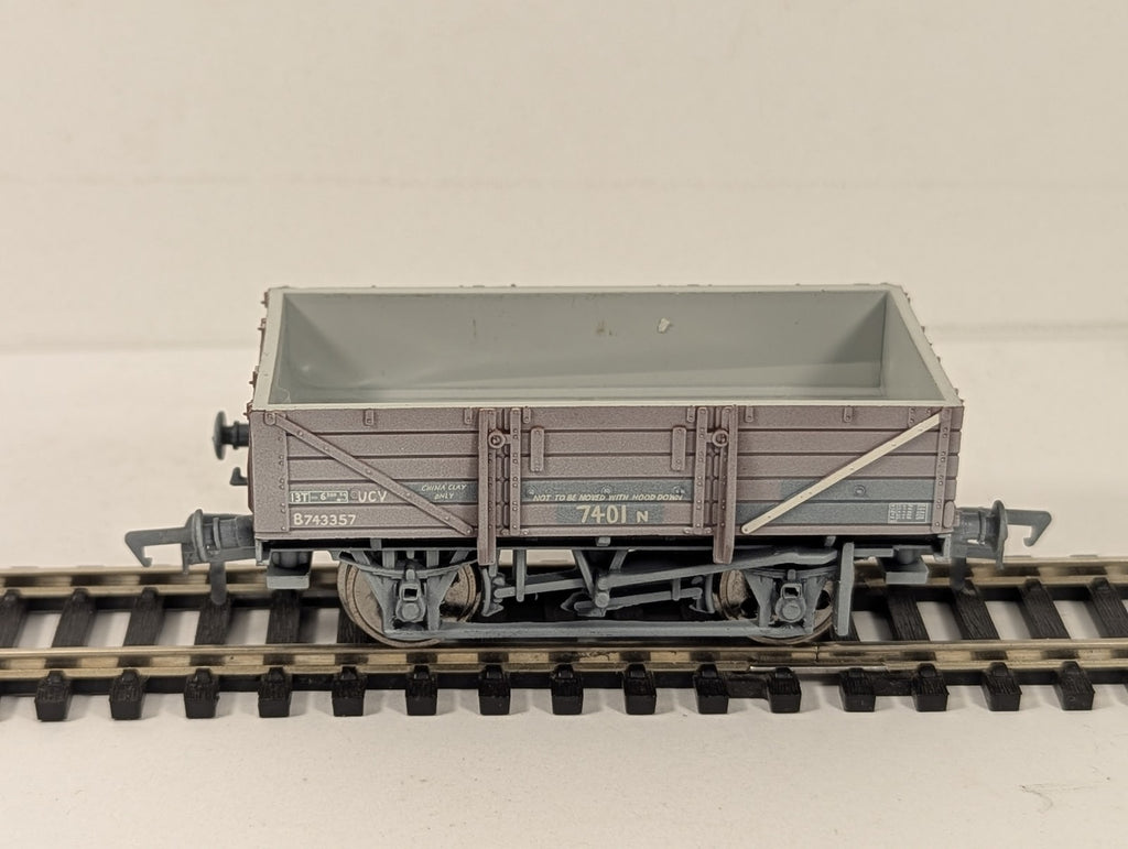 Bachmann OO Gauge China Clay Wagon without Hood Goods Wagon B743357
