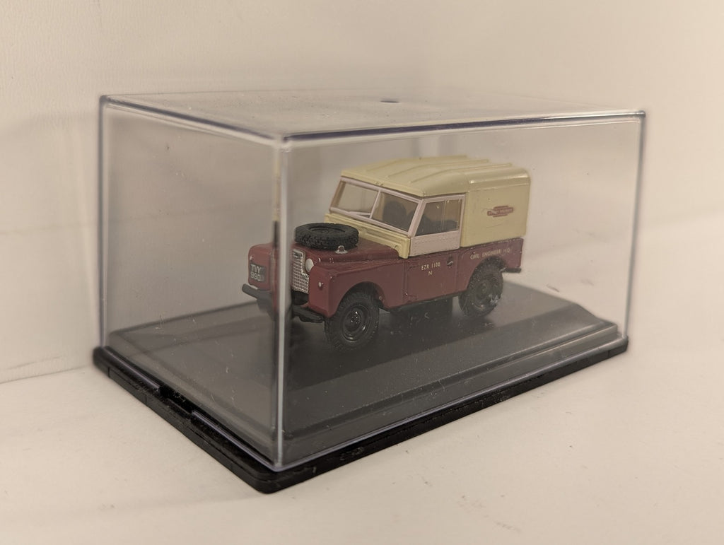 Oxford Diecast 1:76 Scale / OO Gauge Land Rover Series I Hard Top