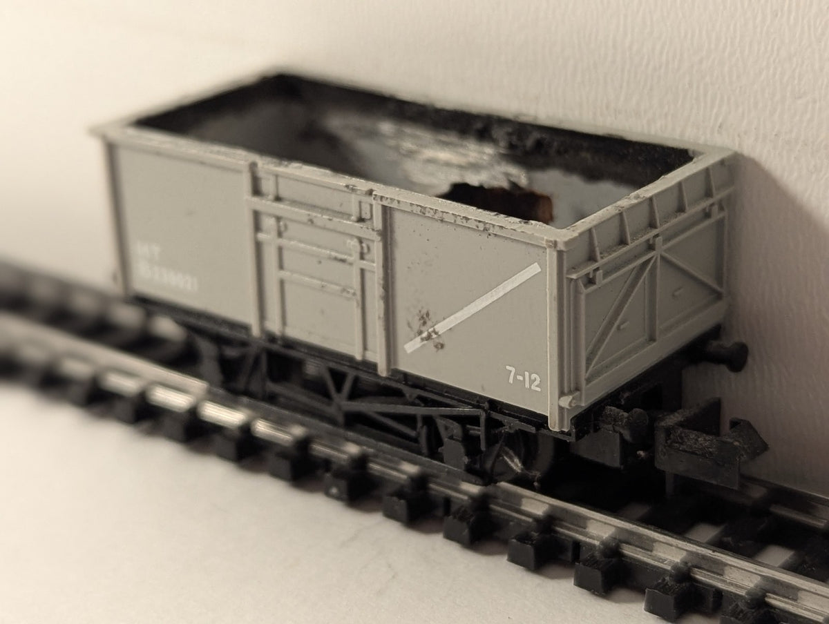 Minitrix N Gauge 16 Ton Mineral Wagon Goods Wagon B239021 BR Grey