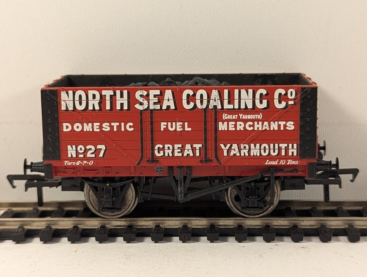 Bachmann OO Gauge 7 Plank Wagon 'North Sea Coaling Co.' Goods Wagon 27