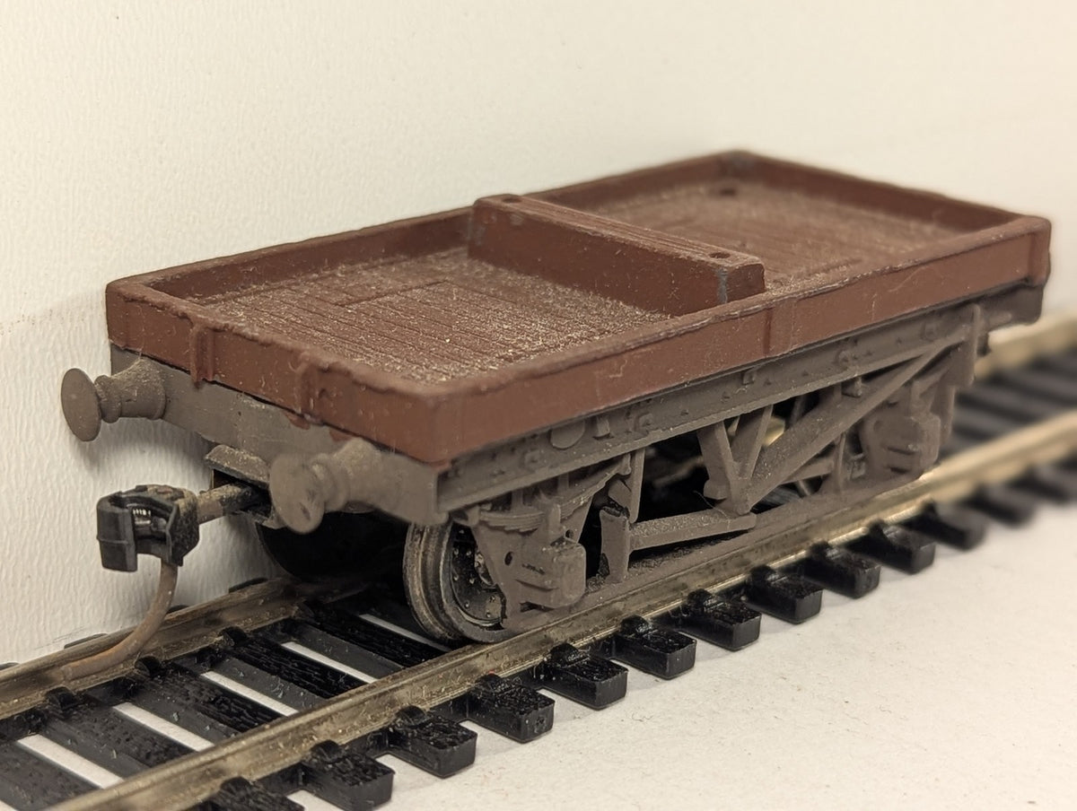 Kitbuilt OO Gauge 10-Ton Single Bolster Wagon Goods Wagon Brown 4610