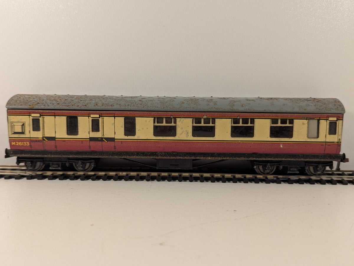 Hornby Dublo OO Gauge Tinplate Brake Coach “Blood and Custard”