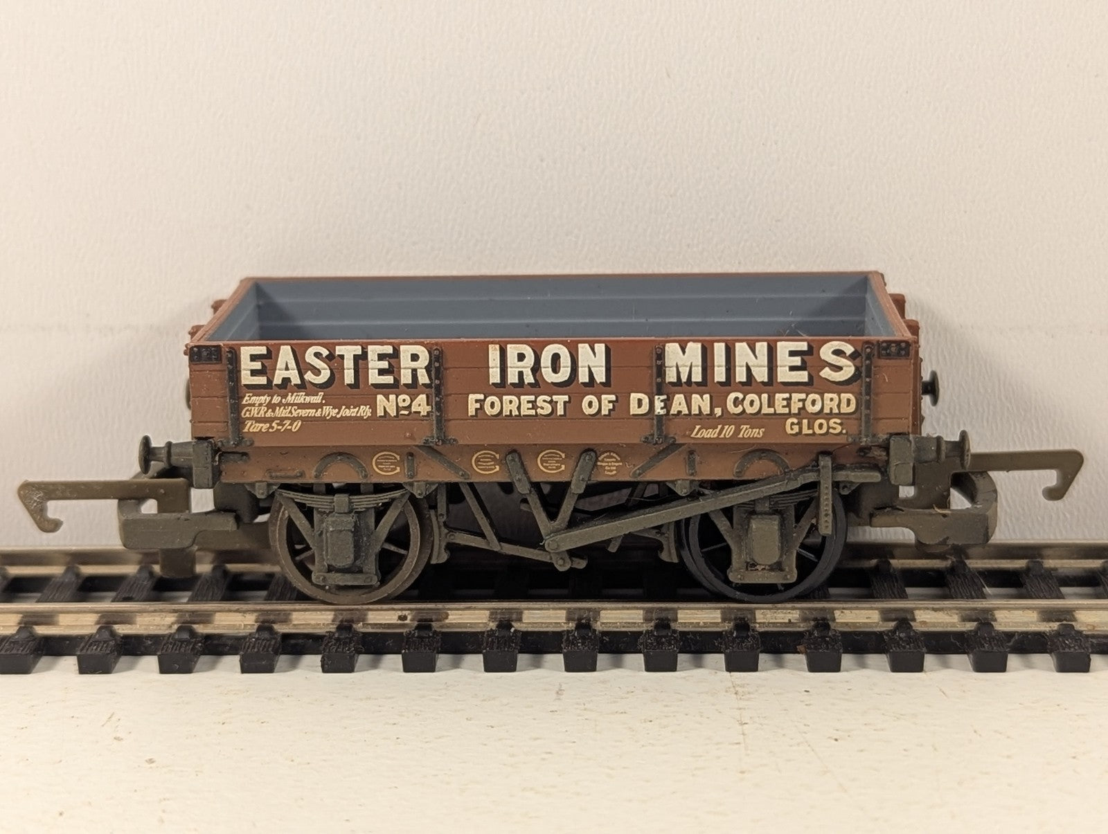 Bachmann OO Gauge 5 Plank Wagon Easter Iron Mines Open Wagon 4