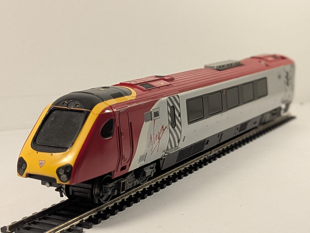 Hornby OO Gauge Class 220 Voyager Dummy Driving Car Diesel Locomotive 60351
