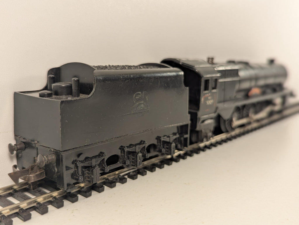 Tri-ang R50 OO Gauge Princess Victoria Poor Runner