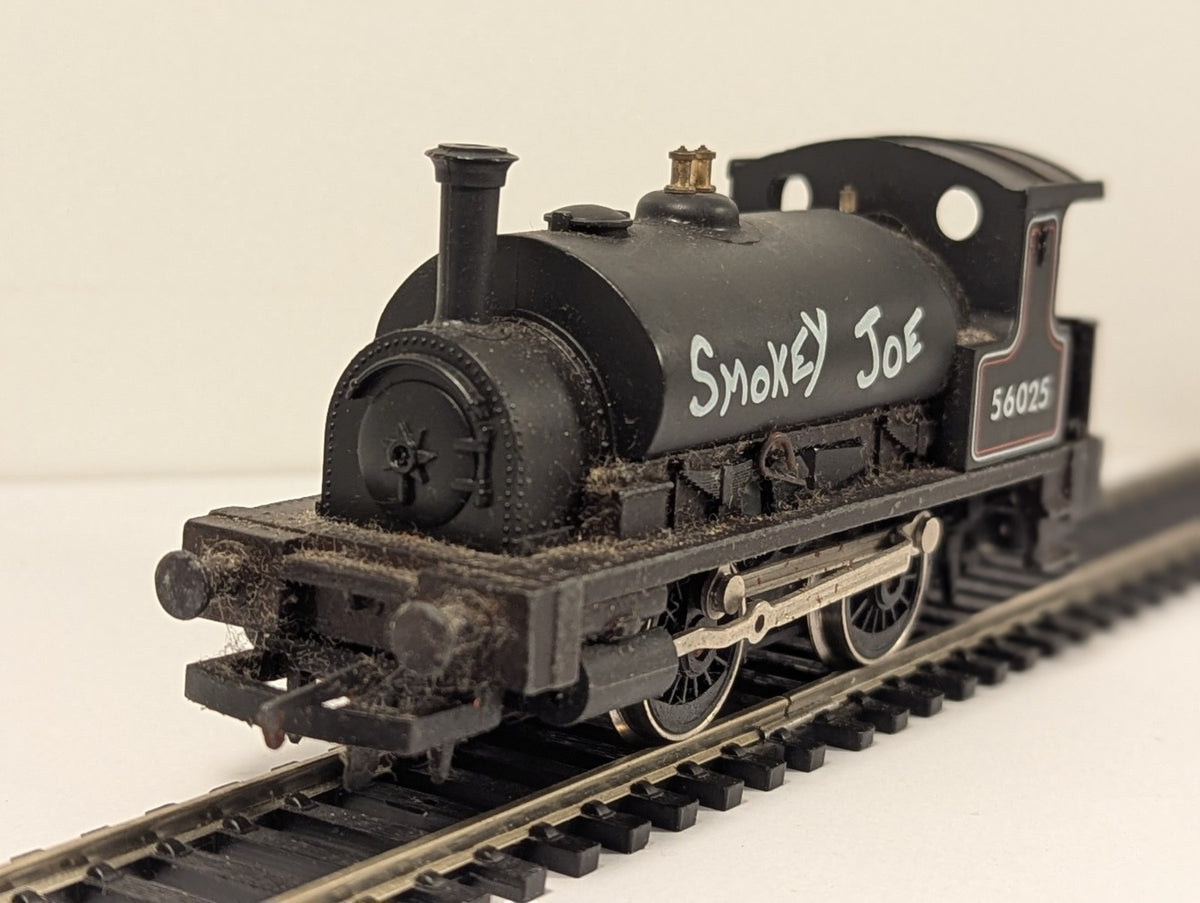Hornby OO Gauge Smokey Joe 0-4-0ST Tank Locomotive