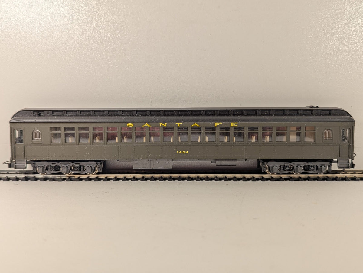 Rivarossi HO Gauge Santa Fe Coach Passenger Coach 1464 Santa Fe Pullman Green