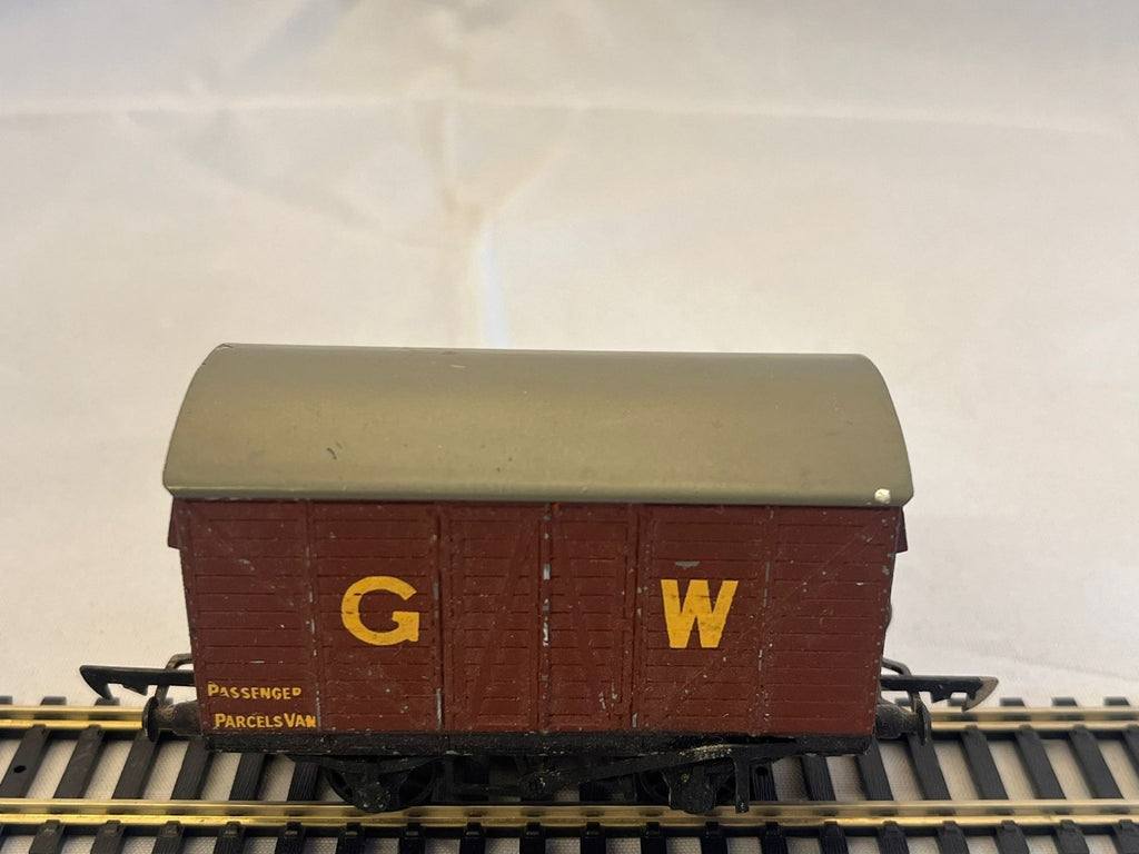Graham Farrish Vent Van Red/Brown Finish