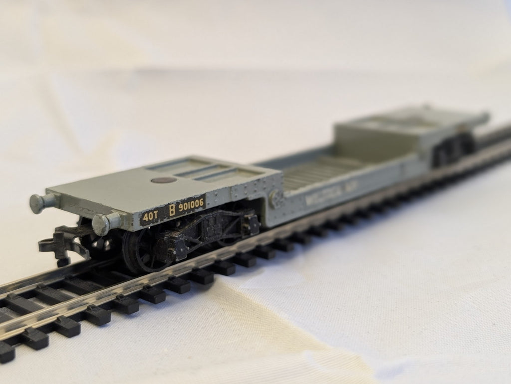Hornby Dublo D1 40-Ton Bogie Well Wagon