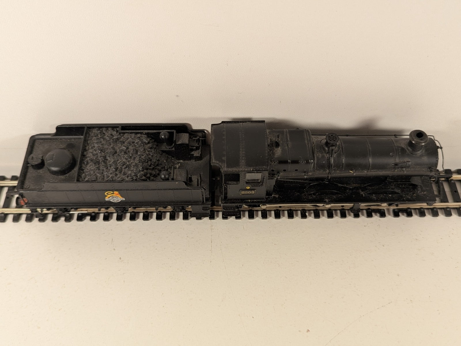 Bachmann 11042 BR Collett Goods 0-6-0 No.2203 Steam Locomotive OO Gauge
