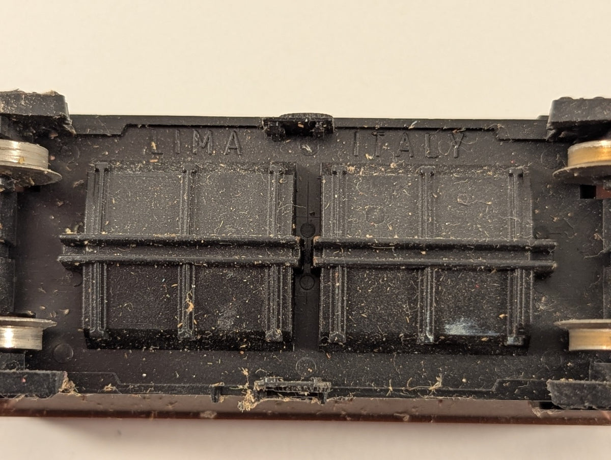 Lima 305637 OO Gauge PGA Hopper – BR Bauxite