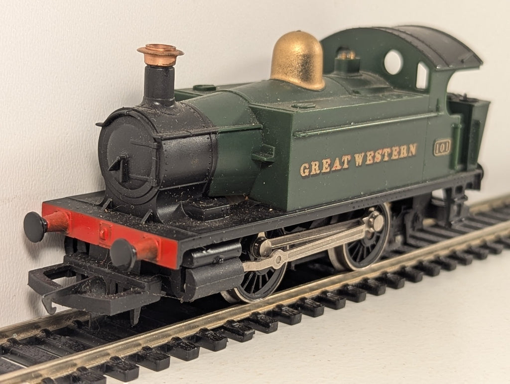 Hornby R077 GWR Holden Class 101 0-4-0T Tank Locomotive OO Gauge
