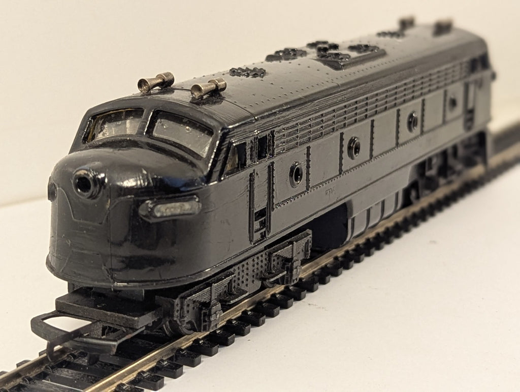 Tri-ang Railways R159 Double-Ended Diesel Locomotive OO Gauge - Repainted