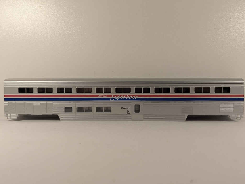 Con-Cor HO Gauge Superliner Coach Car Passenger Coach Amtrak Phase III