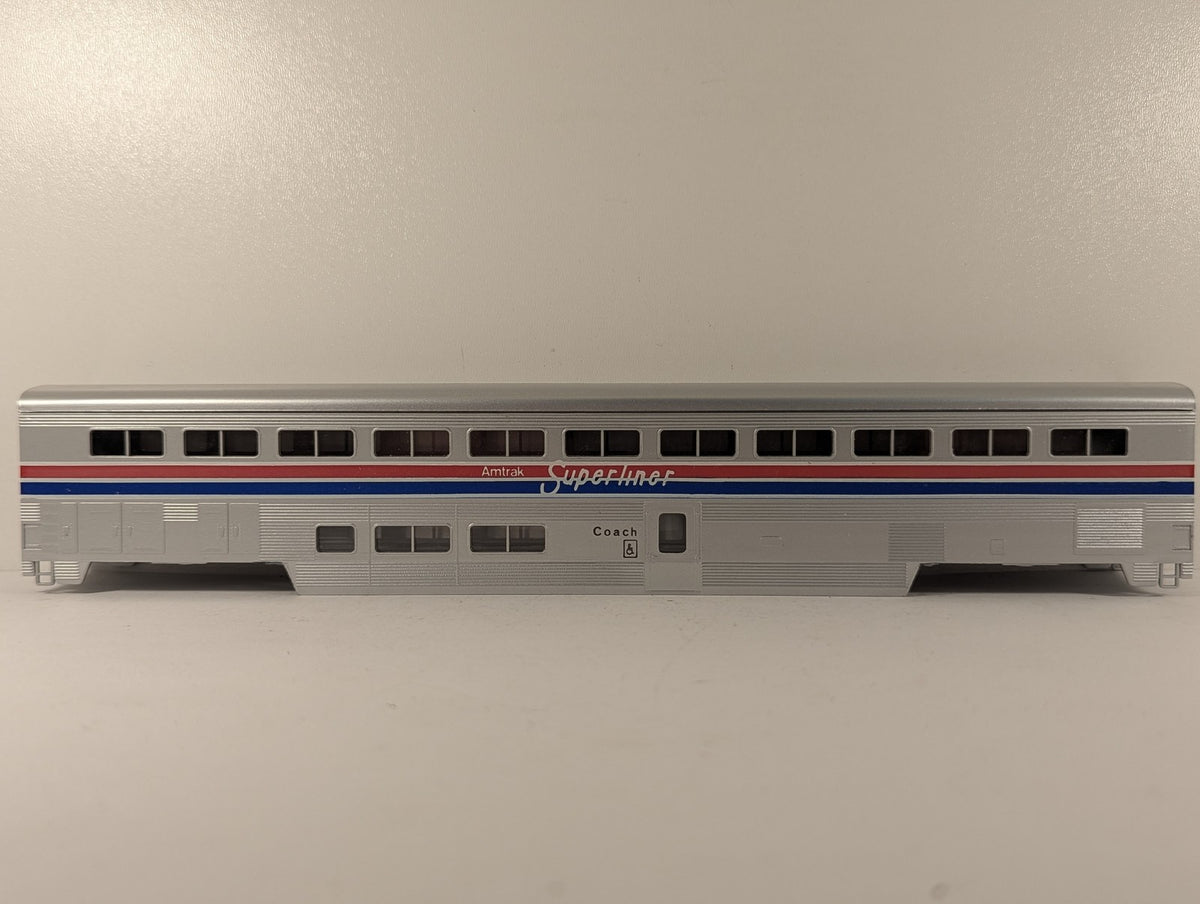 Con-Cor HO Gauge Superliner Coach Car Passenger Coach Amtrak Phase III