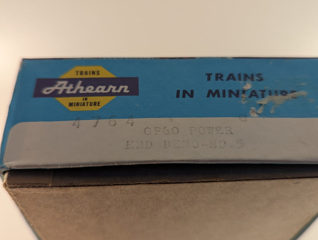 Athearn HO Scale EMD GP60 Diesel Locomotive 5