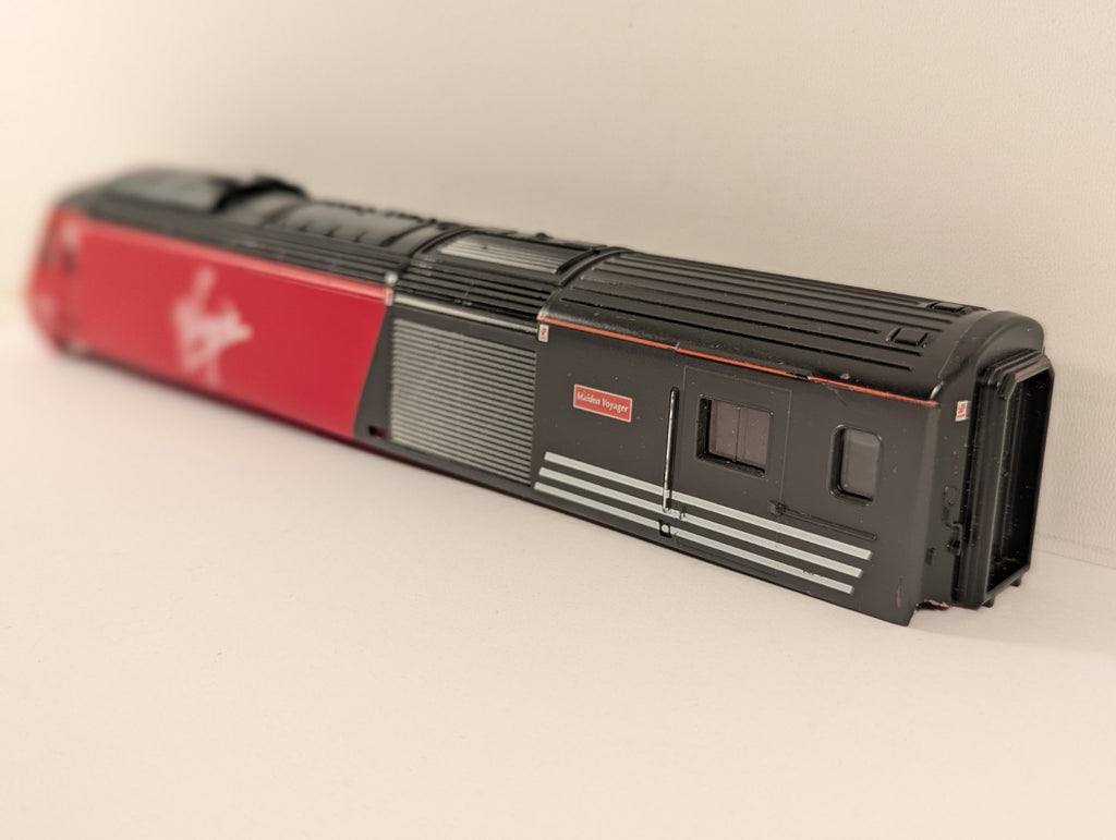 Hornby R2045 OO Gauge Class 43 HST Power Car Body Shell Virgin Livery
