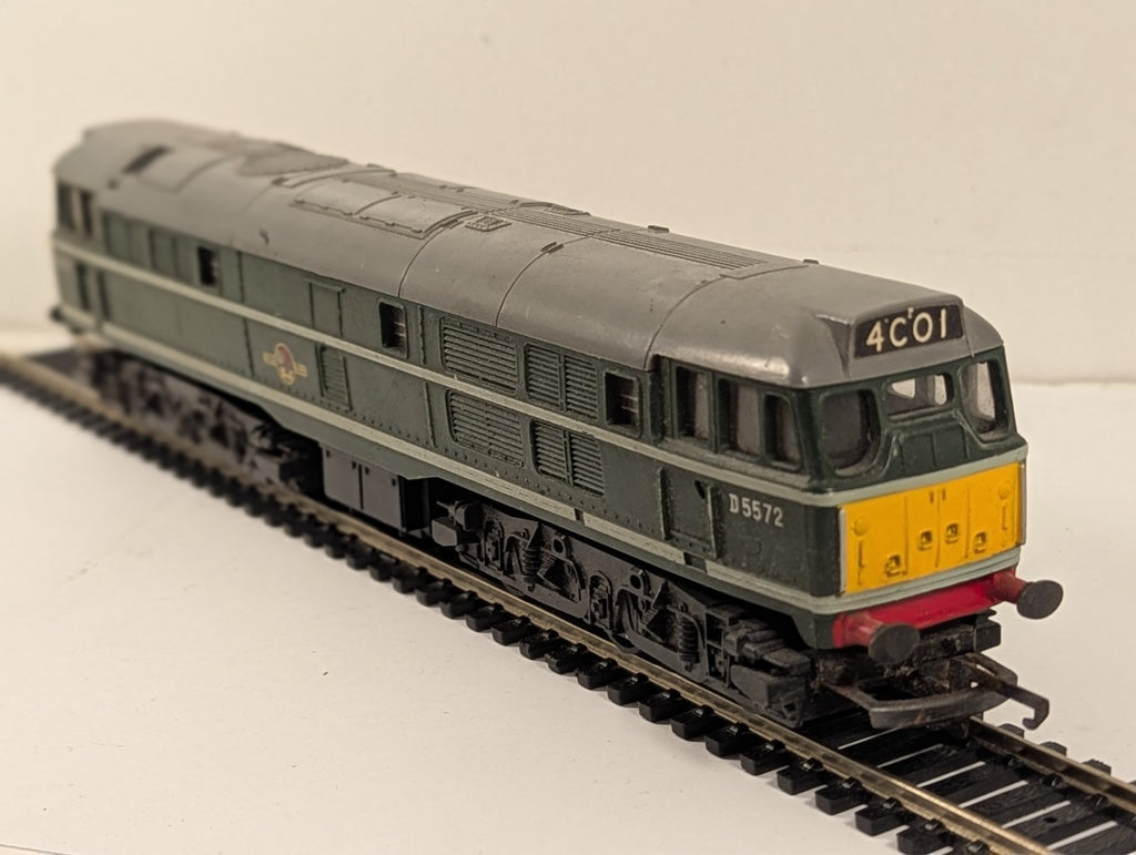 Tri-ang R357 Class 31 Diesel Locomotive BR Green OO Gauge - Spares/Repairs