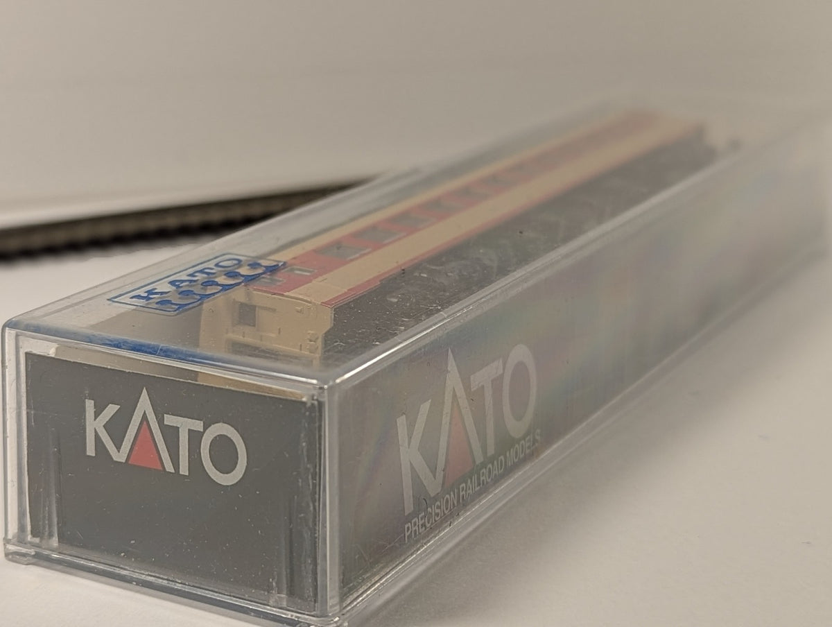 Kato N Scale JNR KiHa 27 Class Diesel Railcar KiHa 27 112 JNR Cream and Red