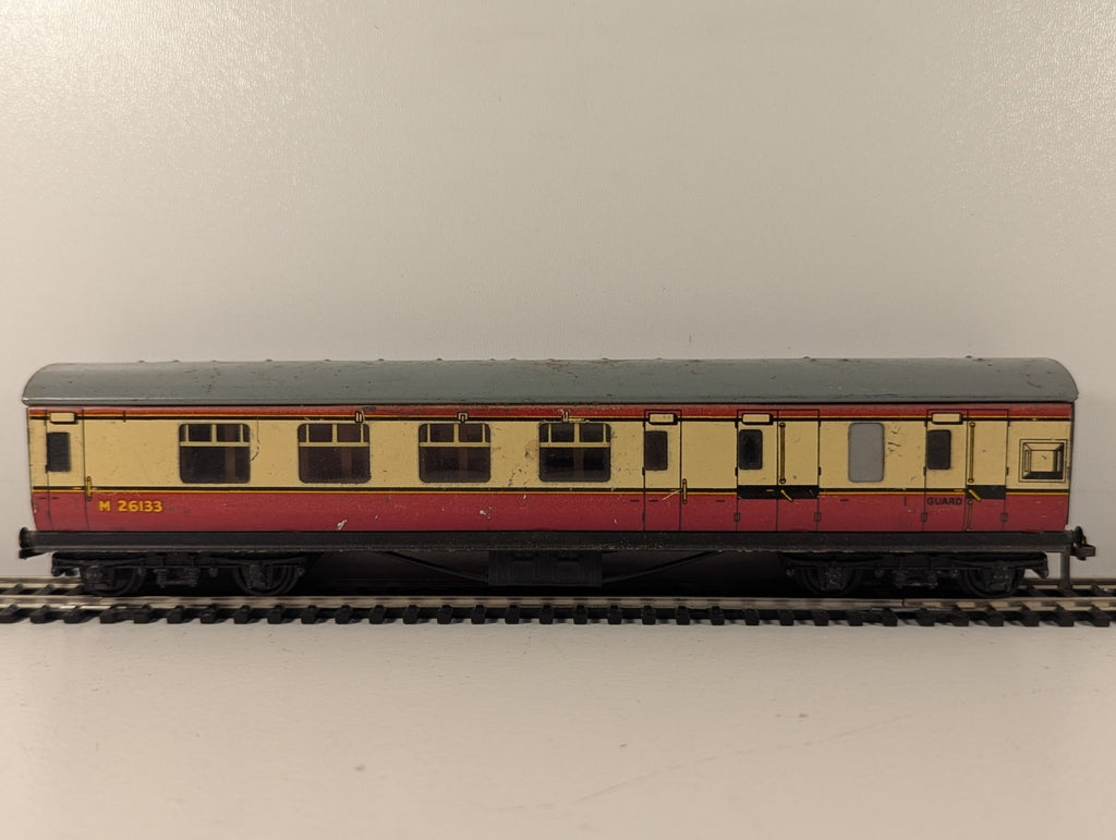 Hornby Dublo OO Gauge Tinplate Brake Coach BR Crimson & Cream