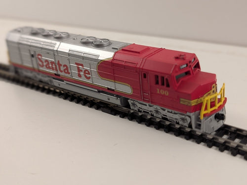 Del Prado F45 “Santa Fe 100” Locomotive – N Gauge (1:160 Scale)