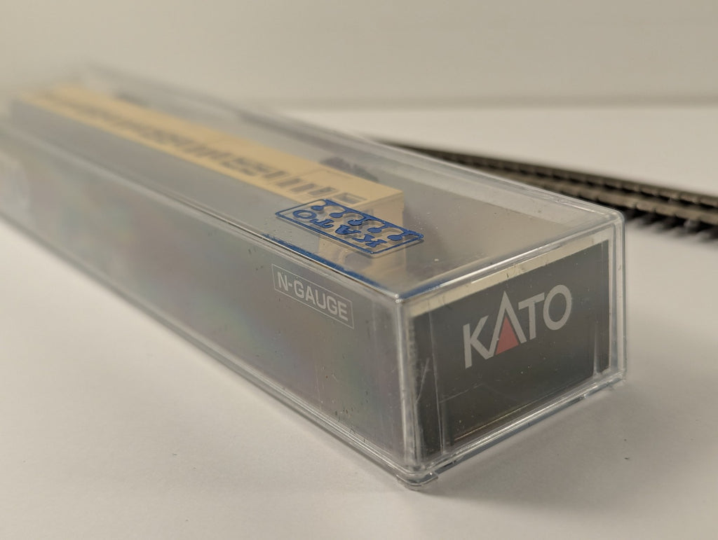 Kato N Gauge JNR Series 103 Saha 103 Intermediate Commuter Coach Passenger Coach