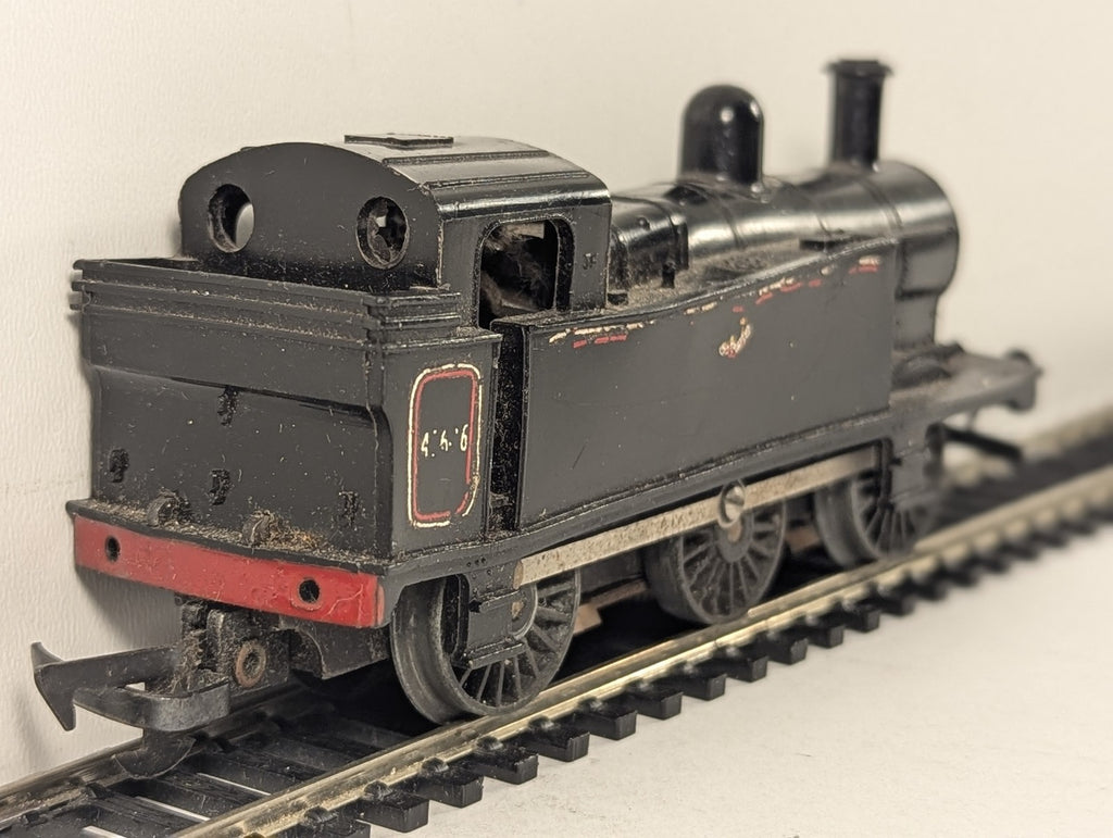Tri-ang OO Gauge Class 3F Jinty 0-6-0T Steam Locomotive 47606 BR Black R.52