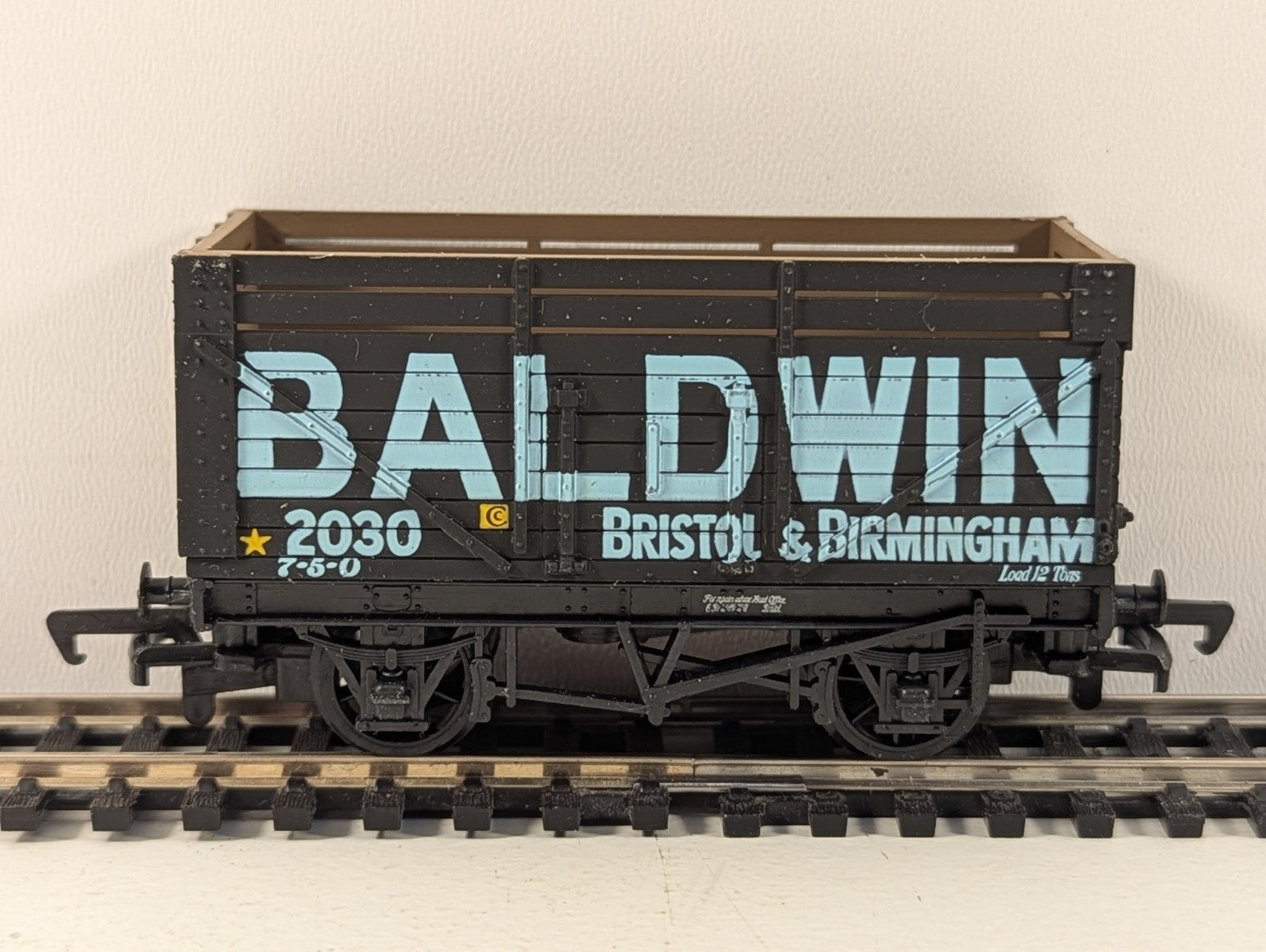 Mainline Railways 37409 OO Gauge Coke Wagon “Baldwin”
