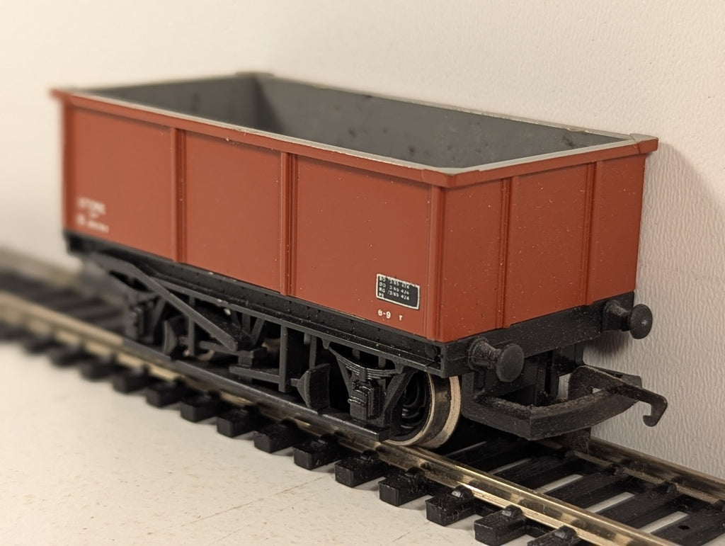 Hornby OO Gauge BR 26 Ton Mineral Wagon 'STONE' Goods Wagon B385760