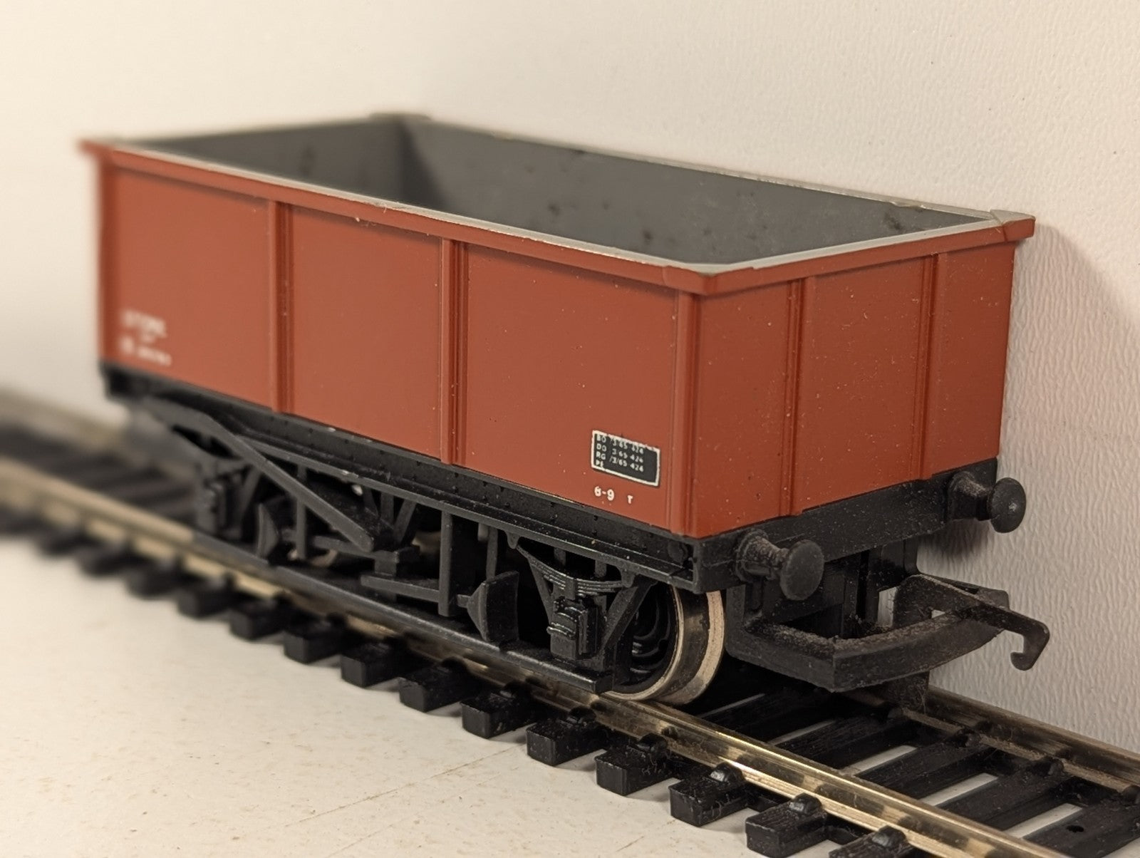 Hornby OO Gauge BR 26 Ton Mineral Wagon 'STONE' Goods Wagon B385760