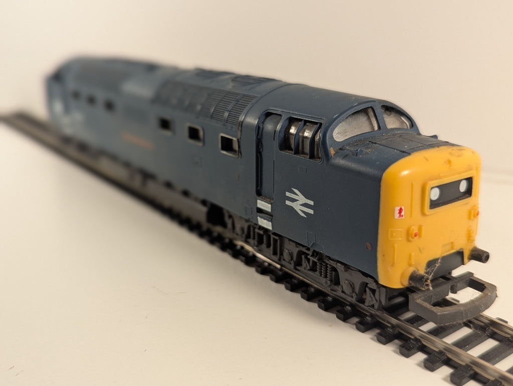 Lima 205106 BR Blue Class 55 Deltic 55022 Royal Scots Grey – OO Gauge