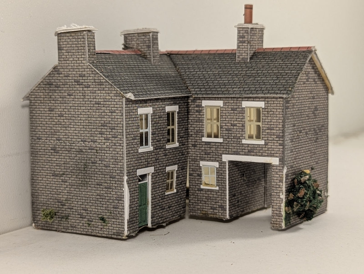 Superquick N Scale Corner Shop Buildings A9