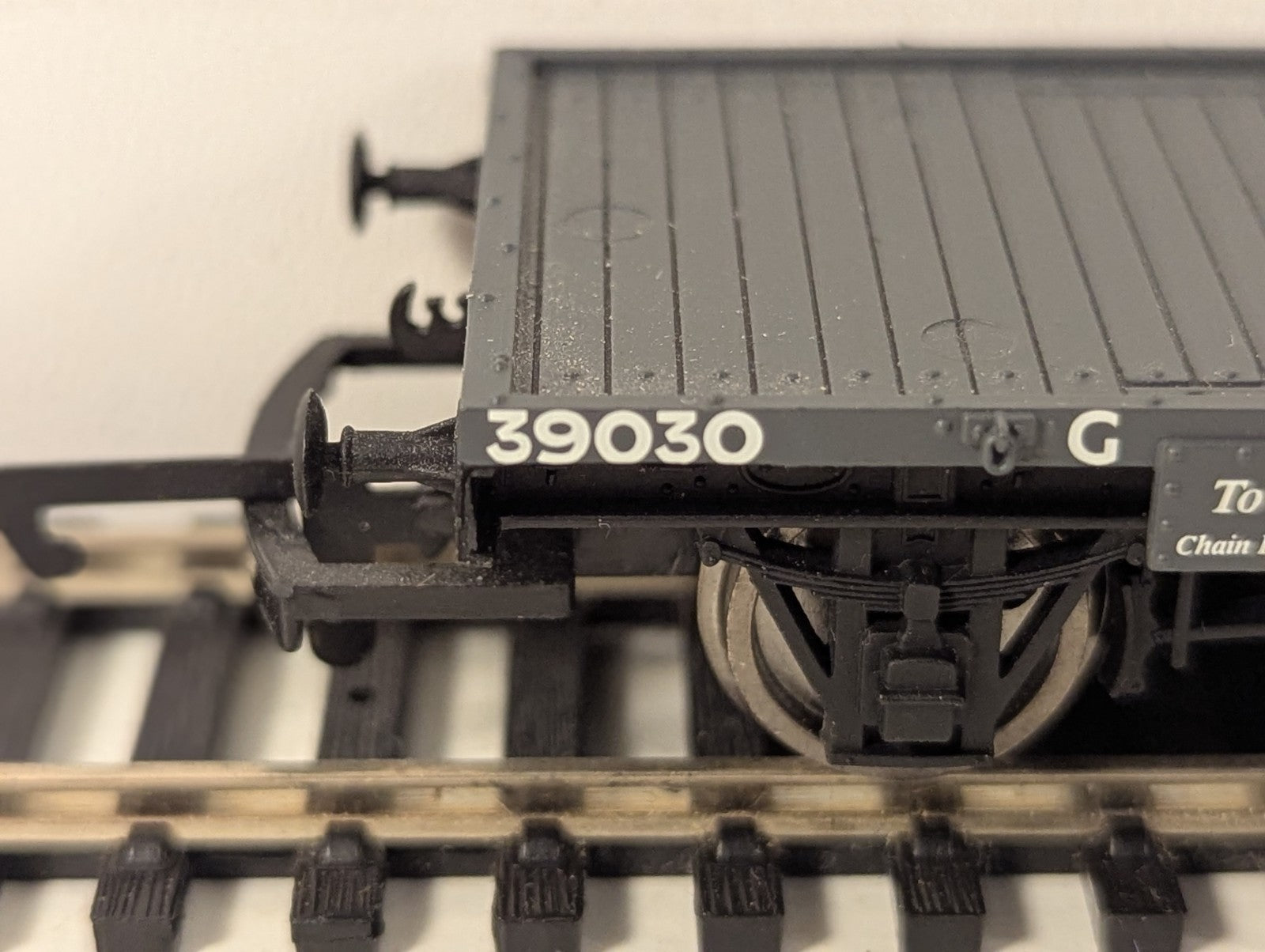 Hornby R605 GWR Conflat A Wagon Goods Wagon 39030 GWR Grey