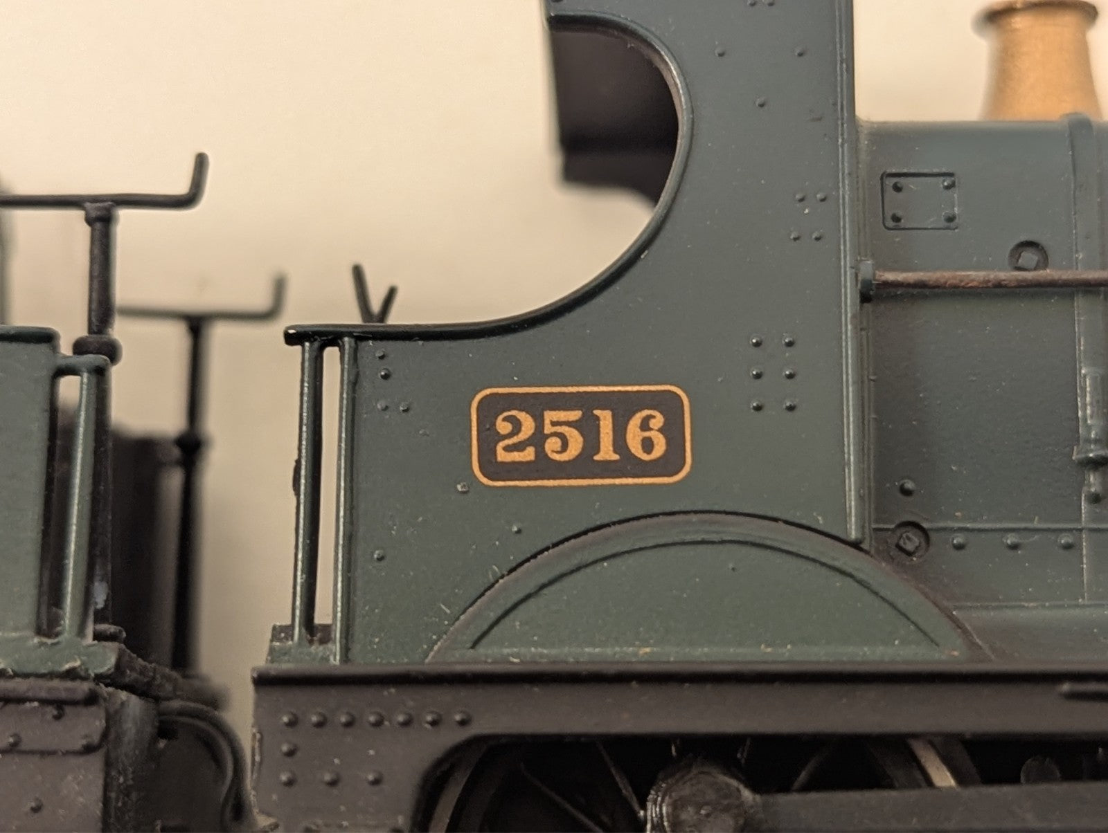 Mainline OO Gauge Class 2301 Dean Goods 0-6-0 Steam Locomotive