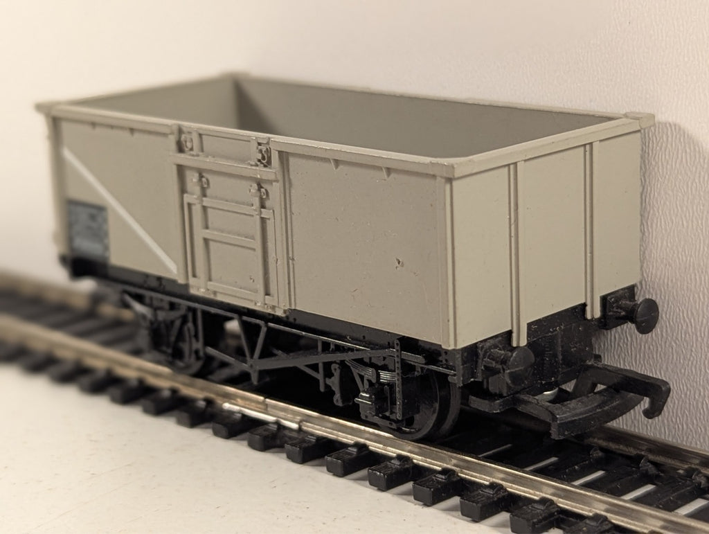 Mainline British Railways 16-Ton Steel Mineral Wagon OO Gauge