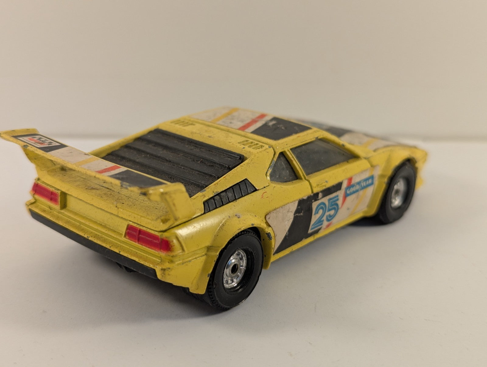 Corgi 308 1:36 Scale BMW M1 Diecast Model