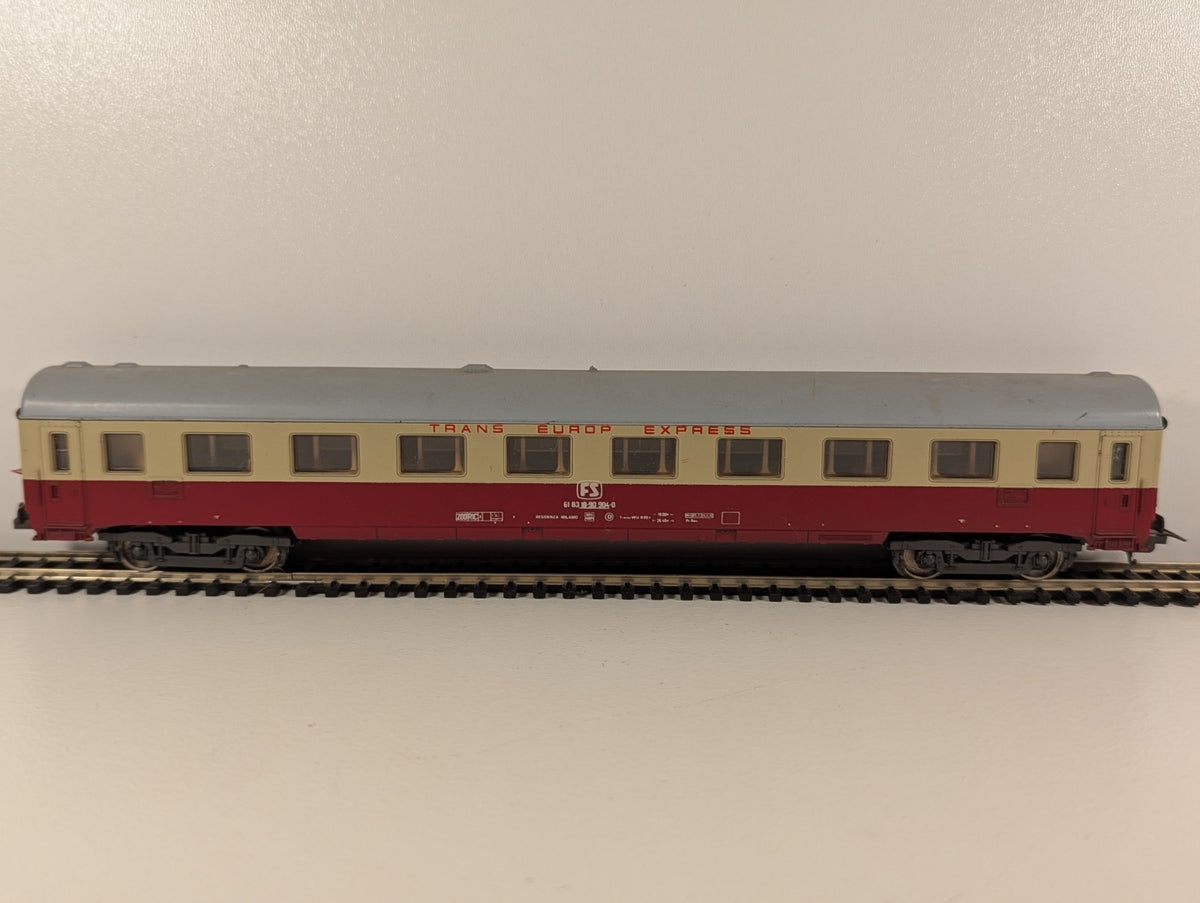 Roco 4294 Bm 2nd Class Passenger Coach – DB – No. 51 80 22-30
