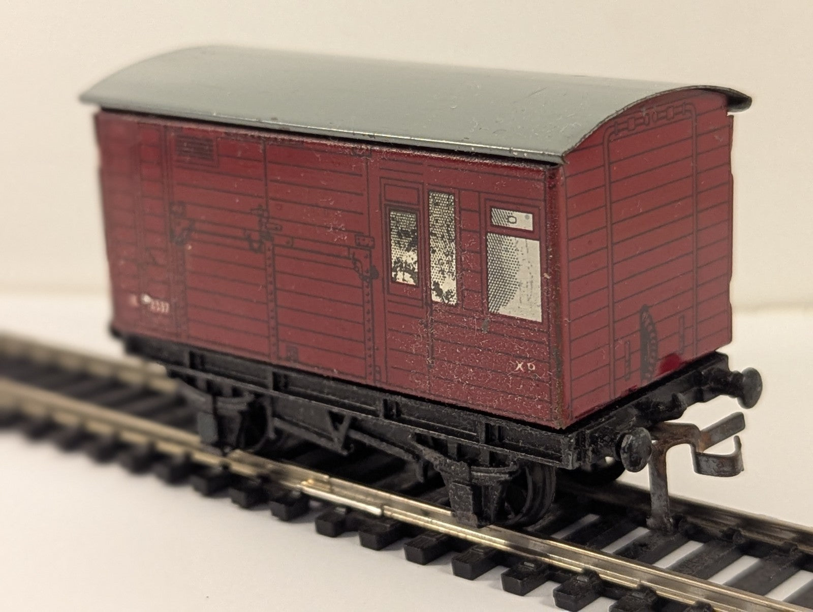 Hornby Dublo OO Gauge Tinplate Horse Box Wagon