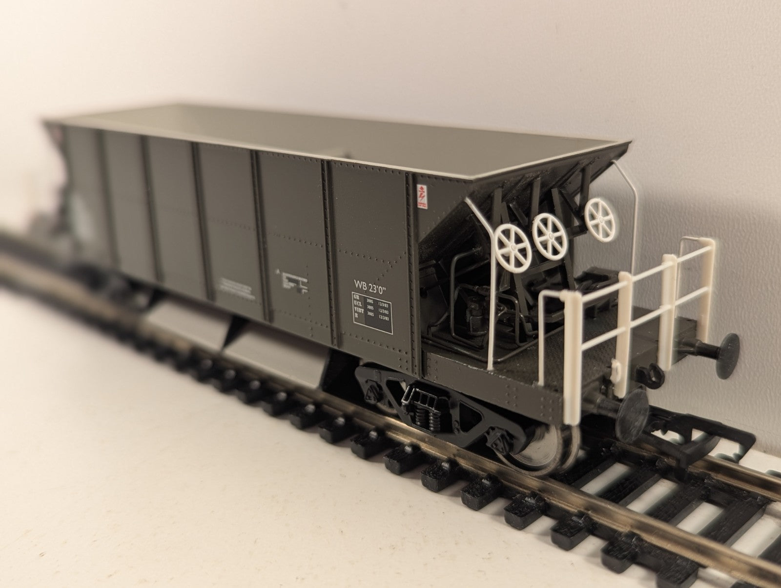 Bachmann Branch-Line 38-130 40 Ton Sealion YGH Hopper Wagon