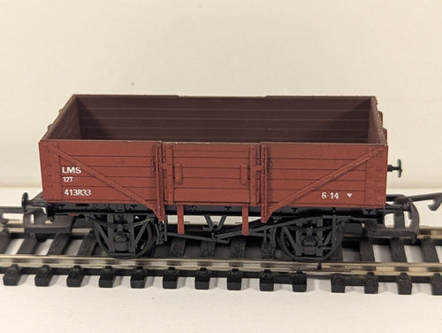 Airfix OO Gauge LMS 5 Plank Open Wagon