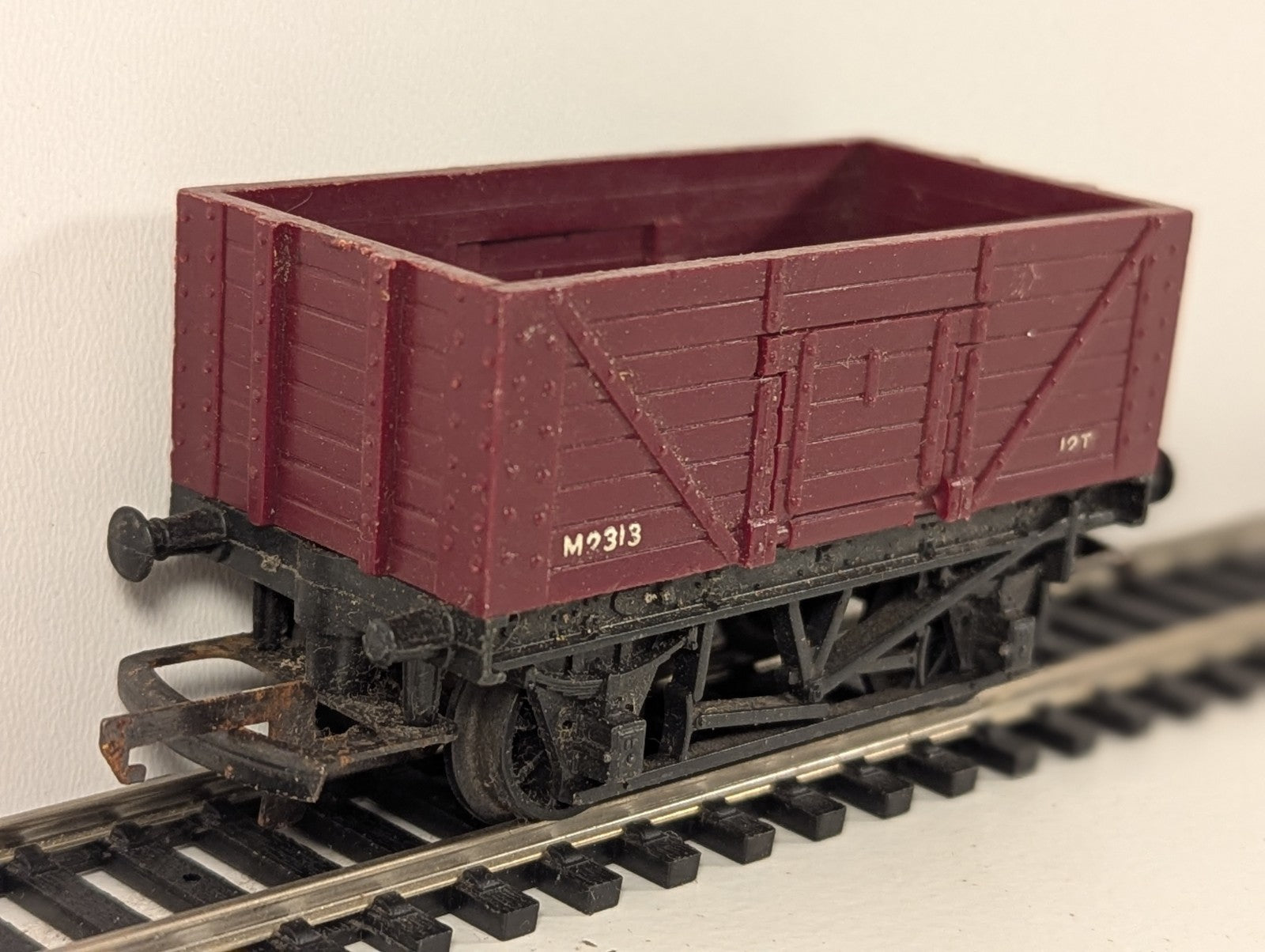Tri-ang Hornby R112 12T Goods Wagon – Needs a Clean