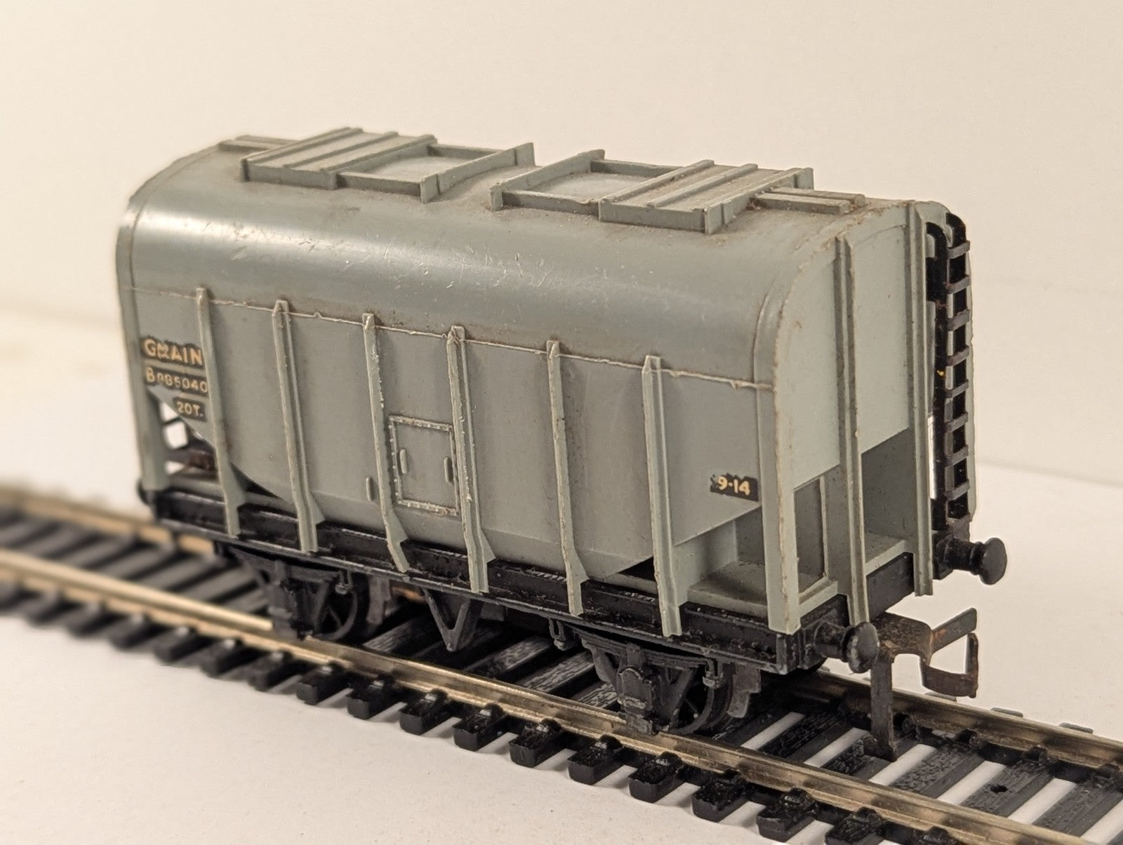 Hornby Dublo 32067 20 Ton Bulk Grain Wagon OO Gauge
