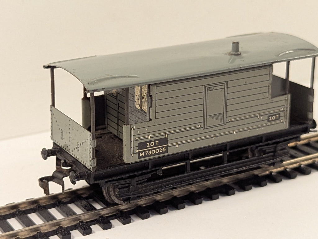 Hornby Dublo OO Gauge BR 20 Ton Goods Brake Van