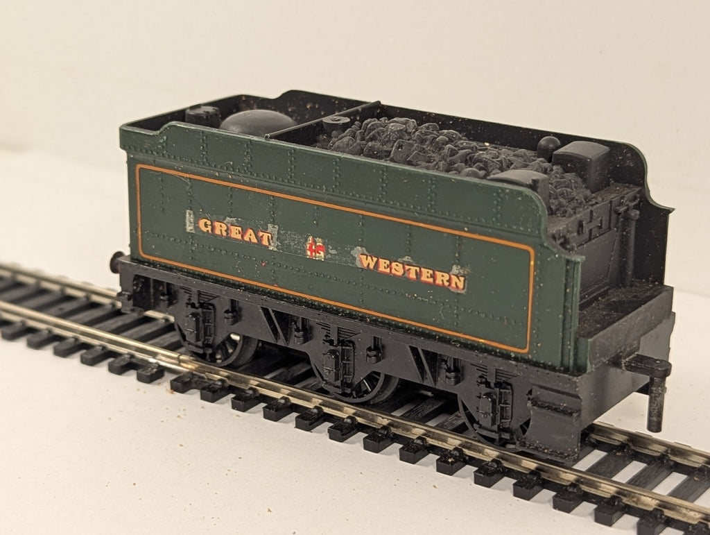 Tri-ang OO Gauge Hall Class Tender GWR Green