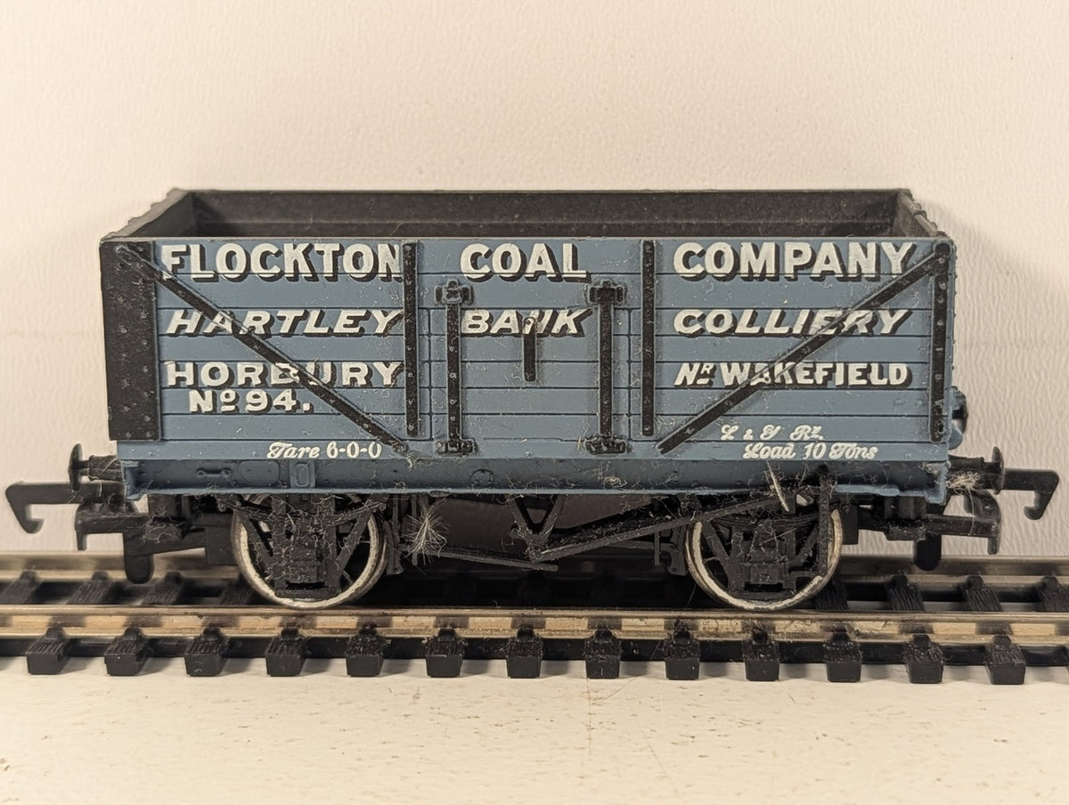 Bachmann OO Gauge 7 Plank Open Wagon Flockton Coal Company Goods Wagon 94