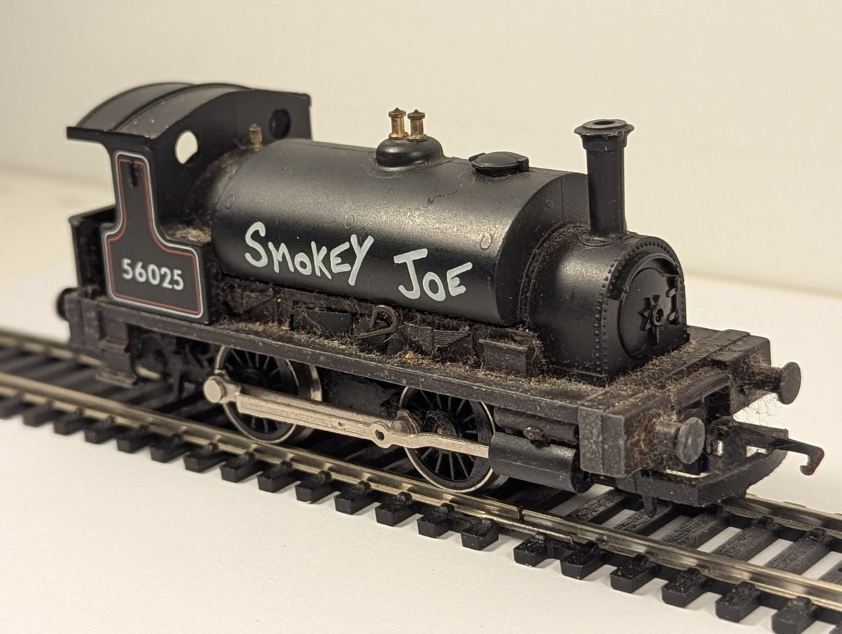 Hornby OO Gauge Smokey Joe 0-4-0ST Tank Locomotive