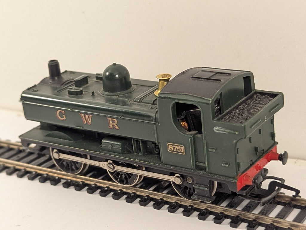 Hornby GWR 8751 Pannier Tank Locomotive OO Gauge - Needs Attention