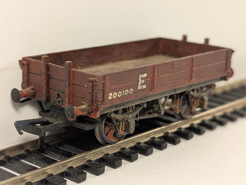 Kitbuilt OO Gauge 5-Plank Open Wagon 200100 LNER Bauxite