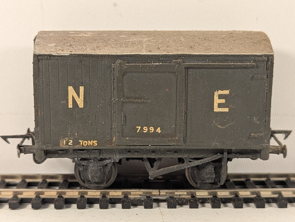 Kit-built OO Gauge LNER 12 Ton Goods Van Wagons 7994 LNER Grey