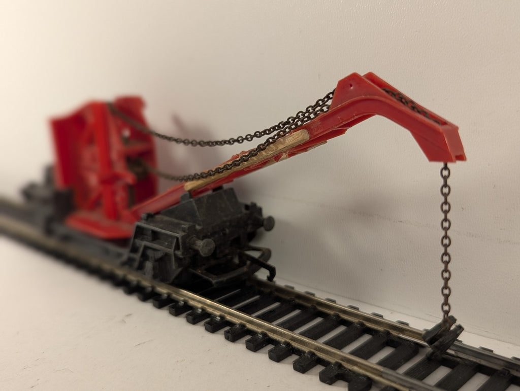Tri-ang OO Gauge 10 Ton Crane Truck Goods Wagon Red & Black R127